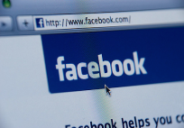 Après dix ans d’existence, le fil d’actualité de Facebook fait toujours polémique